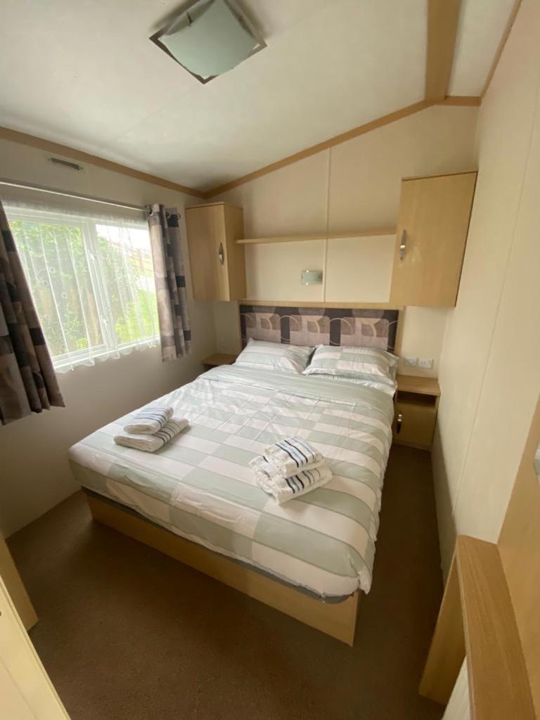 Cascade Lodge & Hot Tub F94 H0Fr Donegal Town Esterno foto