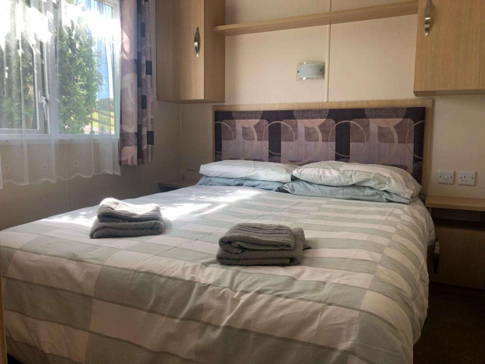 Cascade Lodge & Hot Tub F94 H0Fr Donegal Town Esterno foto